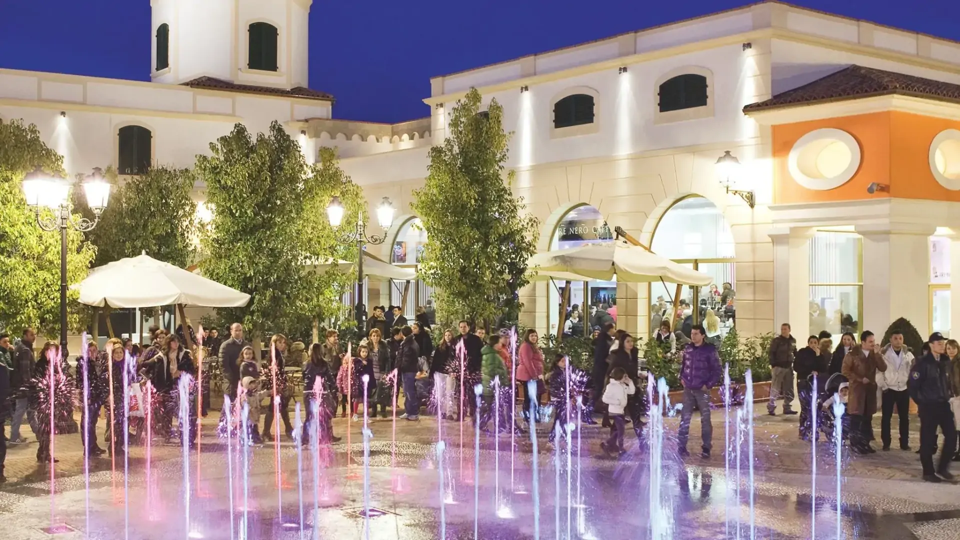 Caserta Outlet "La Reggia"